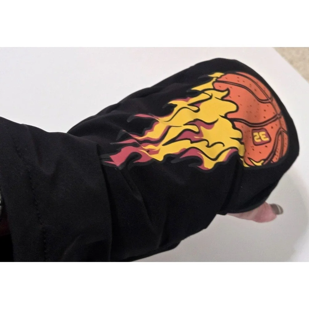 Thirtytwo corp mitten